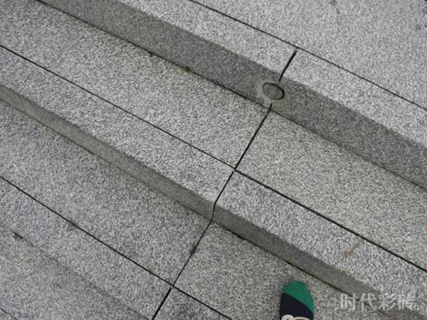 透水砖,彩砖,植草砖,西班牙砖,环保砖,水泥砖,路沿石,麻石,管道